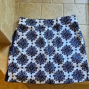 Vineyard Vines performance skirt